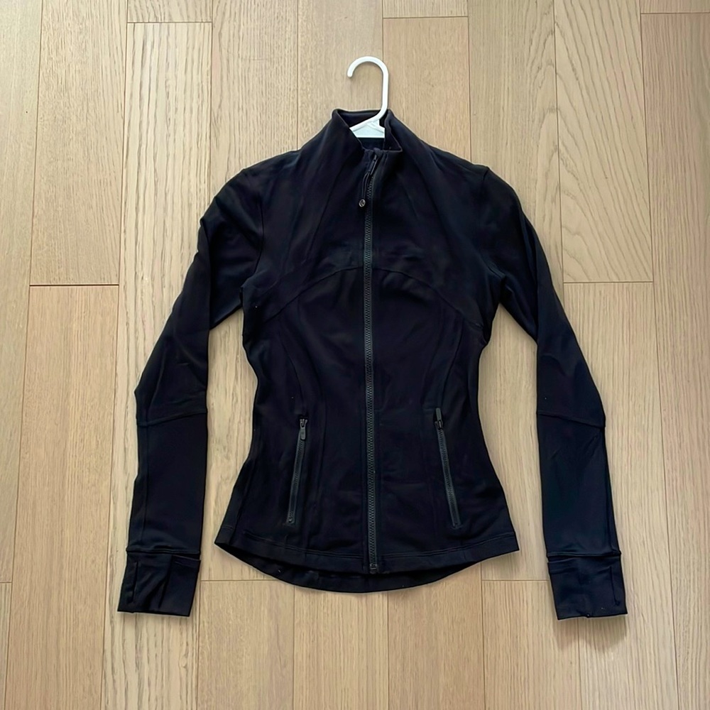 Lululemon Size 4 Define Jacket in Luon